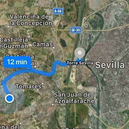 홈스테이 Sevilla Aljarafe 볼무요스